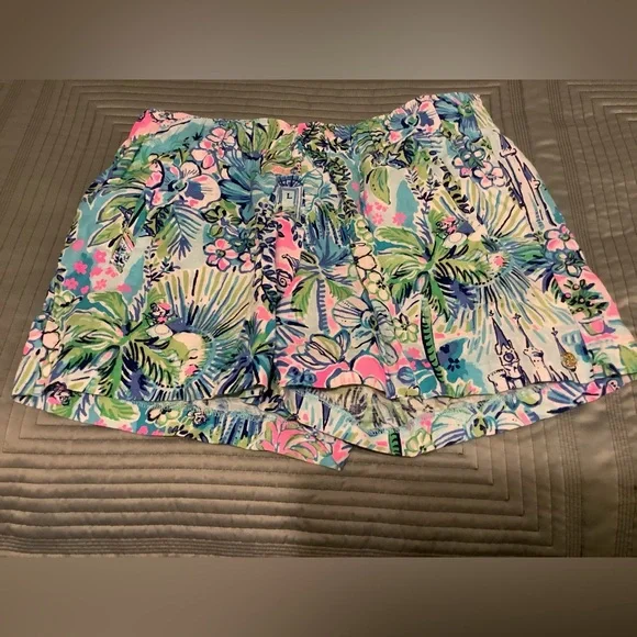 Lilly Pulitzer Disney Collection Linen Shorts Size Small - Picture 1 of 6